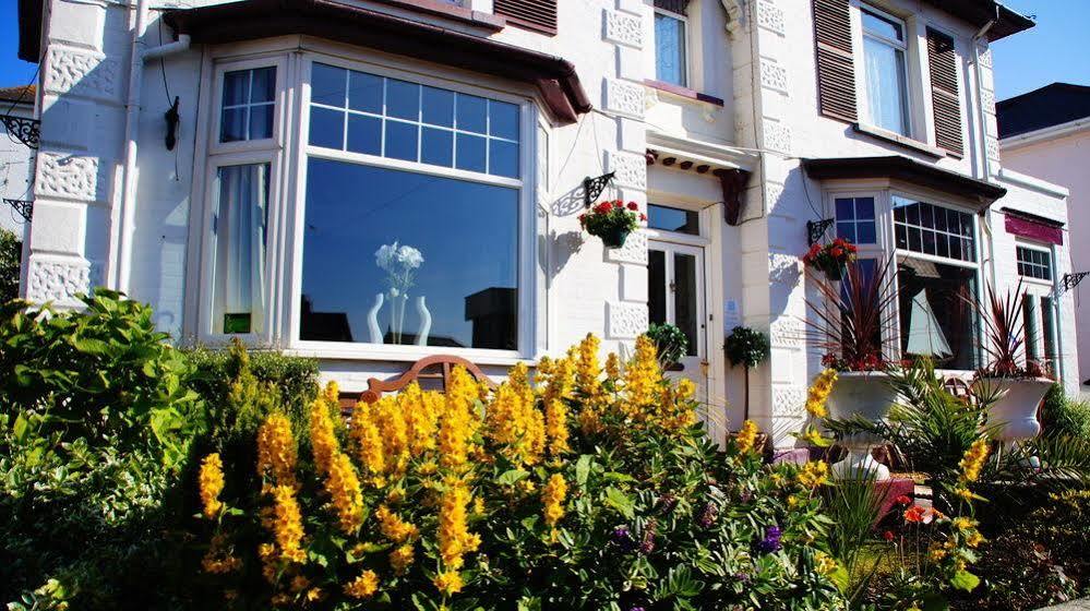 The Richmond Bed And Breakfast - Adults Only 섕클린 외부 사진